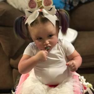 Meet your Posher, Tabitha